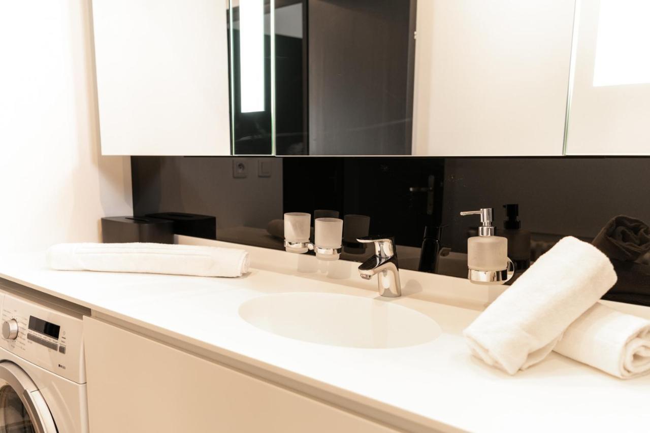 Les Sorbiers - Apartment 2 Bedrooms Top Floor - Parking & Terrace Annecy Exterior photo